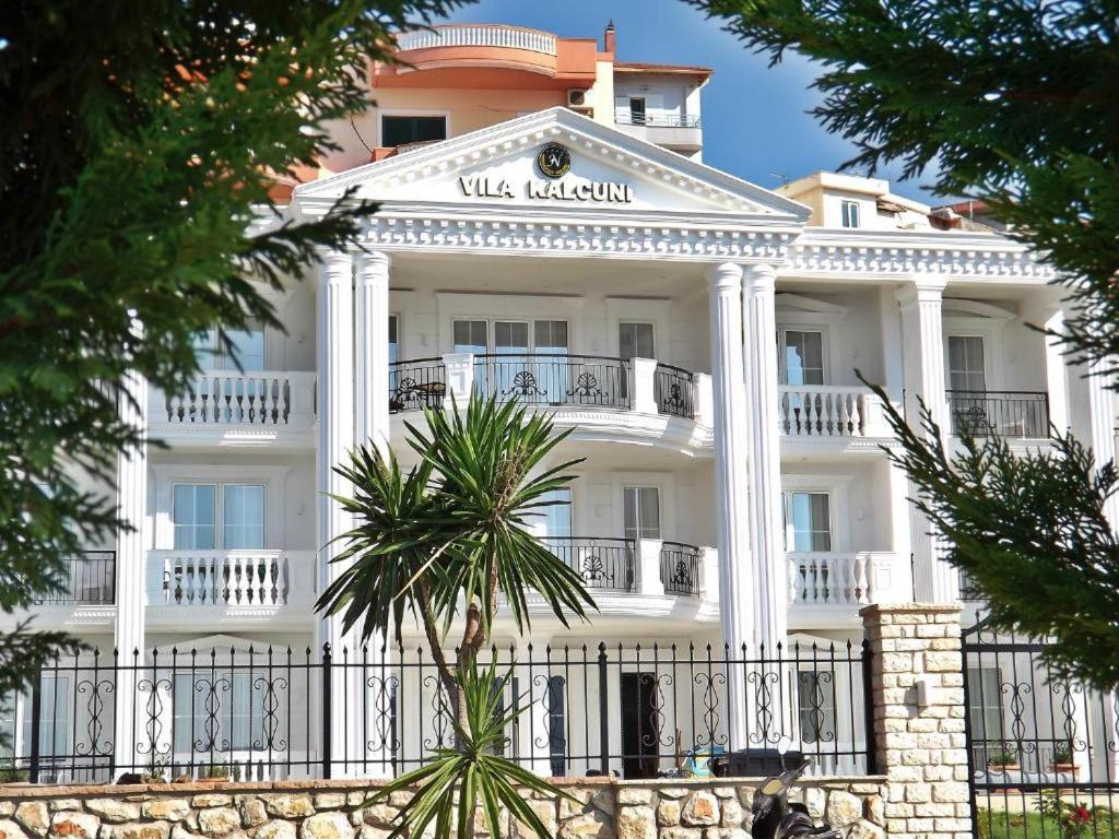 Hotel Vila Kalcuni Saranda Extérieur photo